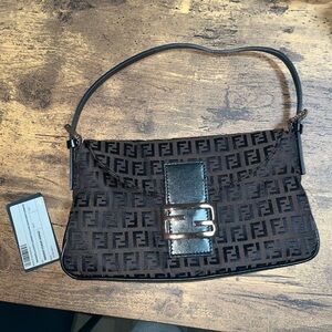 Fendi double flap bag zucchini o canvas medium